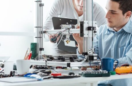 Lima Langkah untuk Menyiapkan Laboratorium Rekayasa dan Manufaktur